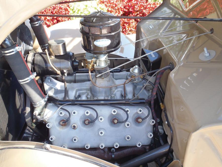  Ford V8 Model 48 DeLuxe Phaeton 1935 года  (фото 17 из 52)